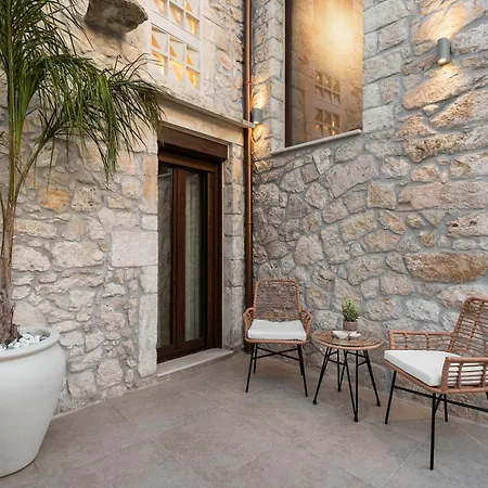 Villa Esteria *